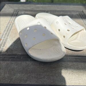 Crocs Baya 2 Slide- white man 5 woman 7